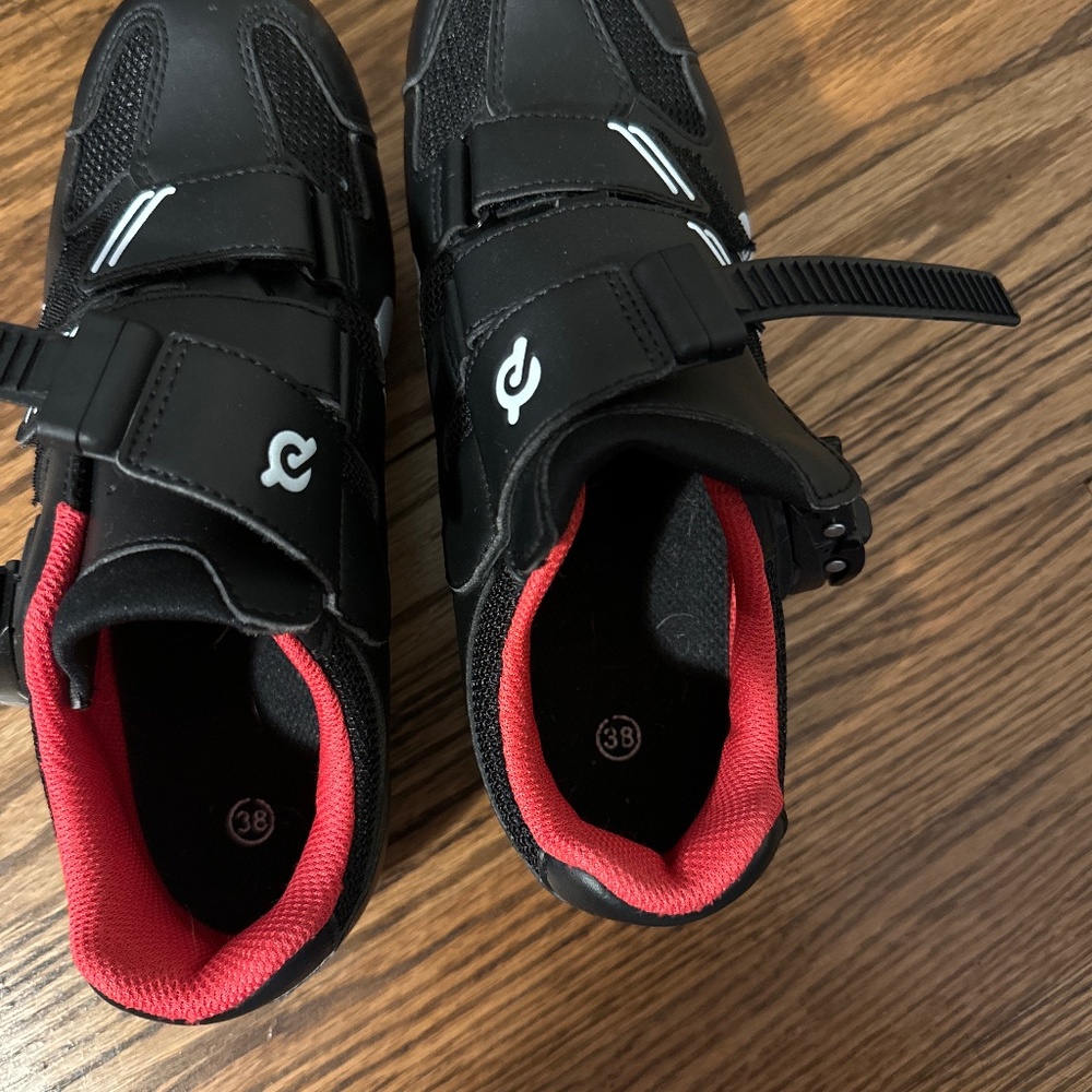 Peloton Shoes Size 38